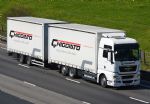 Pictured on 14/04/2015 on the M25,Godstone. - Copyright Ade Portlock.