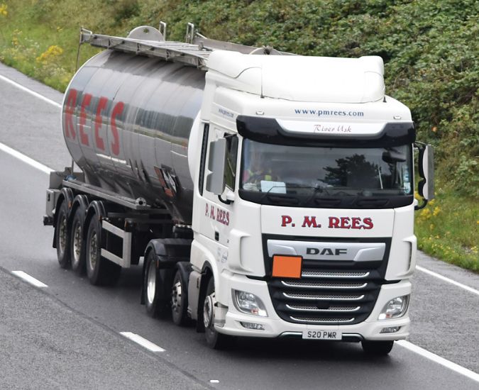 P.M. Rees - news from Lorryspotting.com